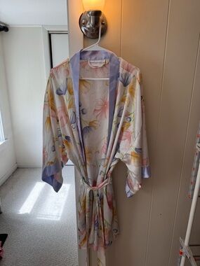 Natori Pastel Floral Satin Robe - Lavender Trim